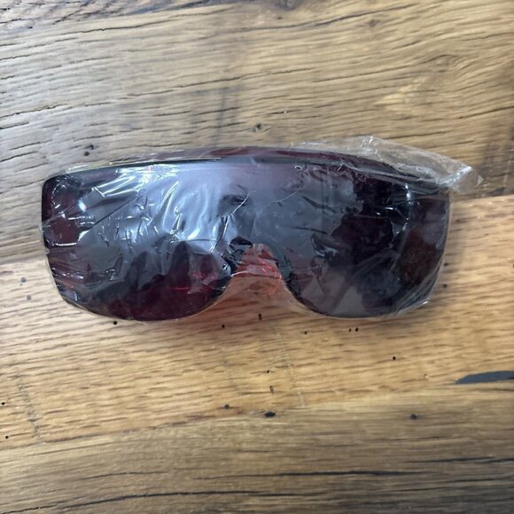 Craftsman 4-in-1 Level with Laser Trac Carry Case & Glasses, Model No. 320.48251 - Picture 7 of 10